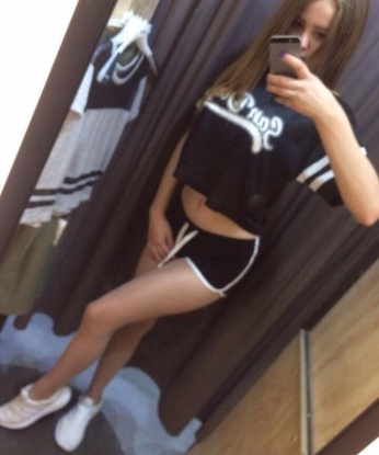 Светлана, 18 лет, 2 размер груди